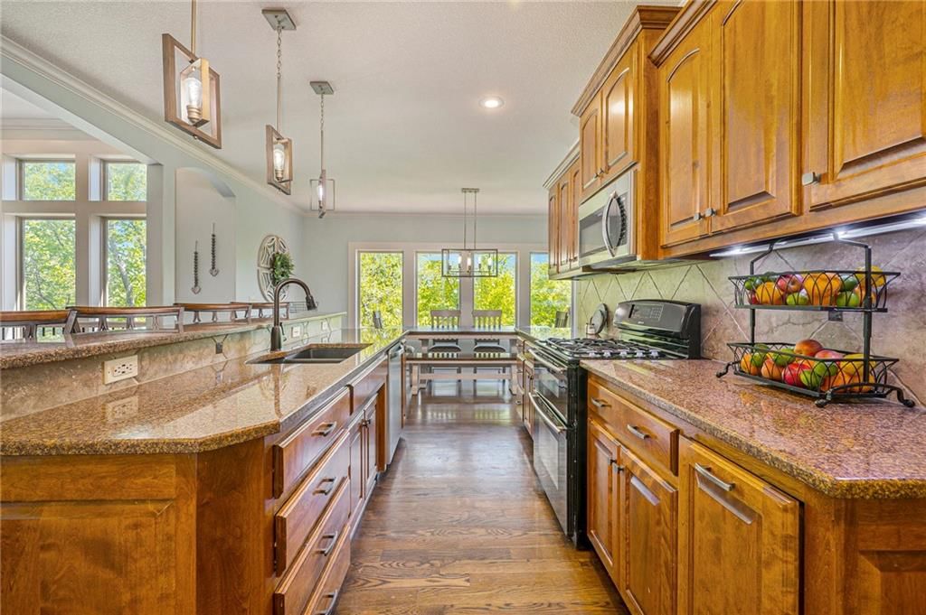 6215 N Allenton Avenue — photo 10