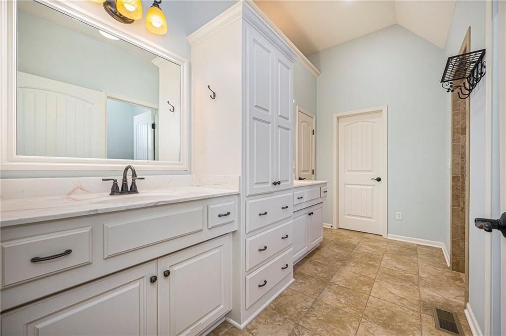 6215 N Allenton Avenue — photo 17