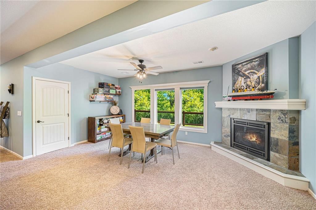 6215 N Allenton Avenue — photo 23
