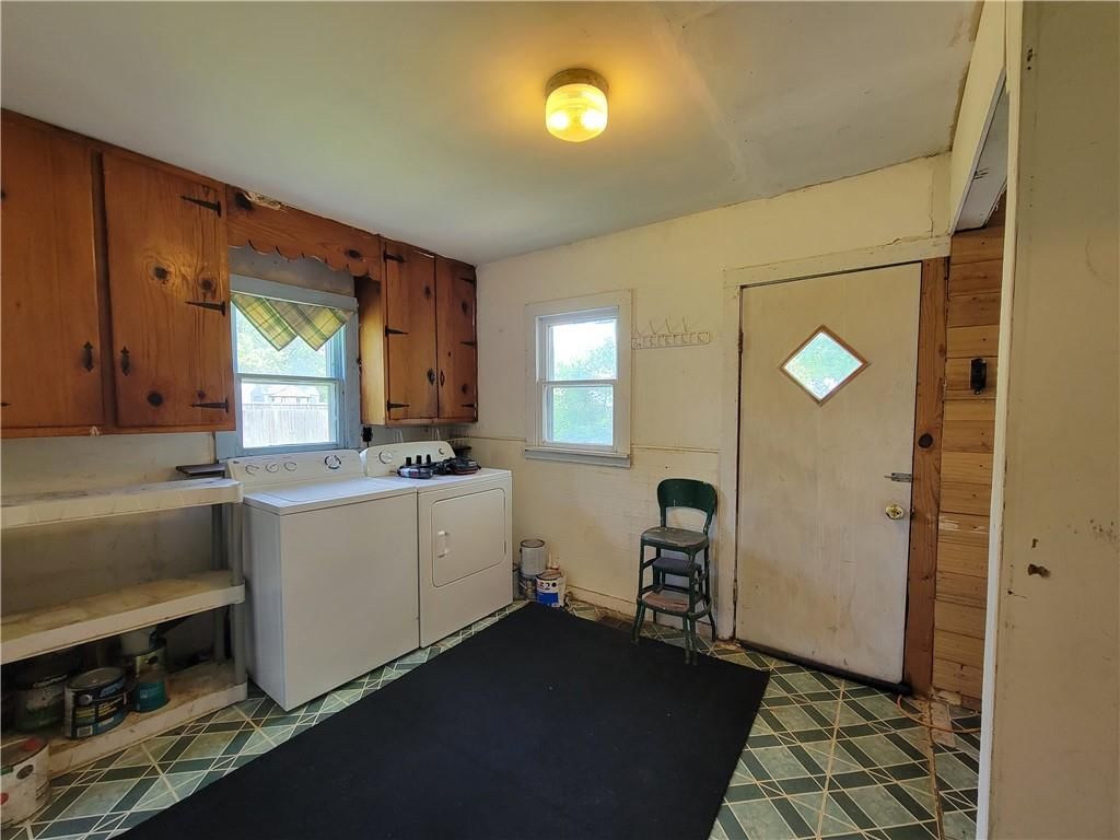 111 S Wall Street — photo 27