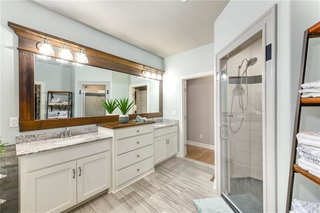 1407 Kensington Lane — photo 34