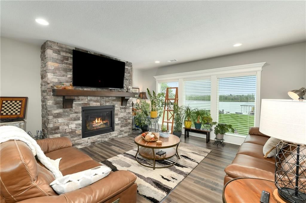 1407 Kensington Lane — photo 44