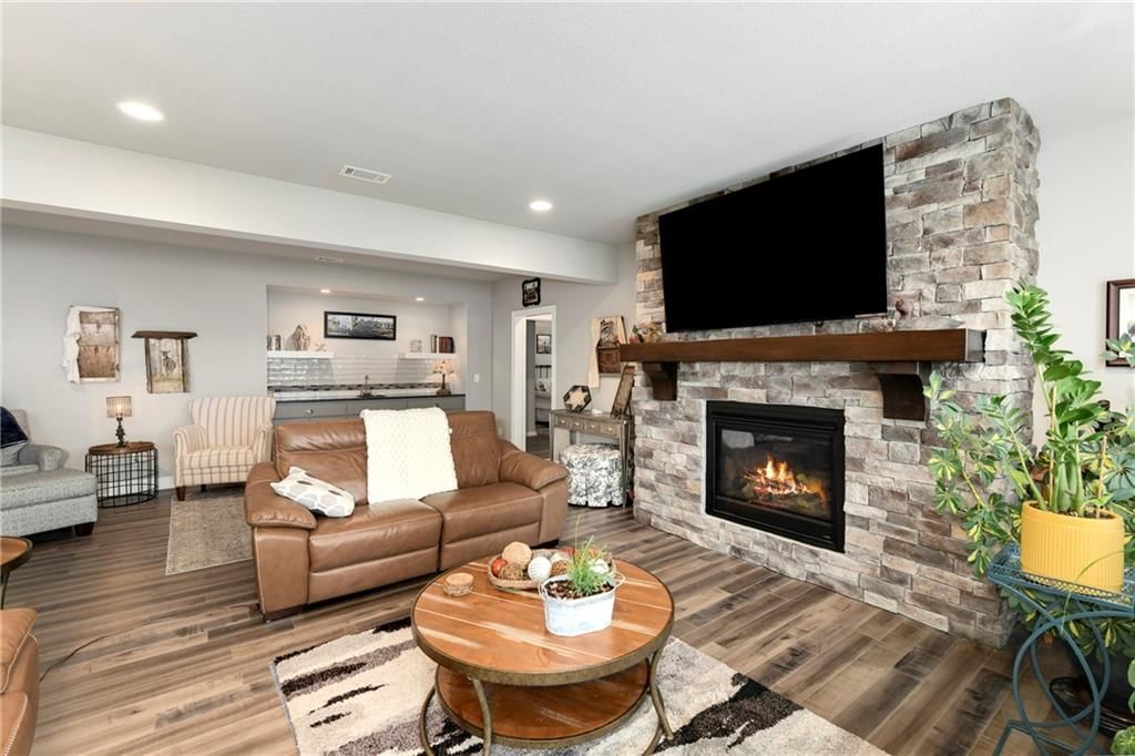 1407 Kensington Lane — photo 45