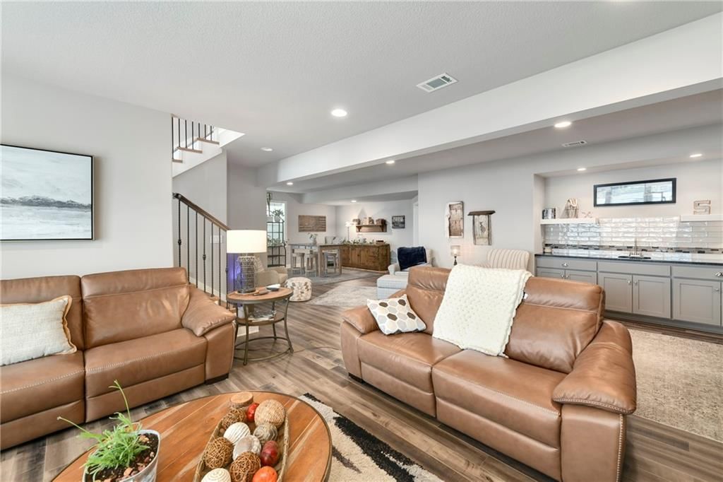 1407 Kensington Lane — photo 46