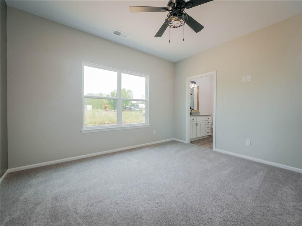 1313 N White Oaks Lane — photo 6
