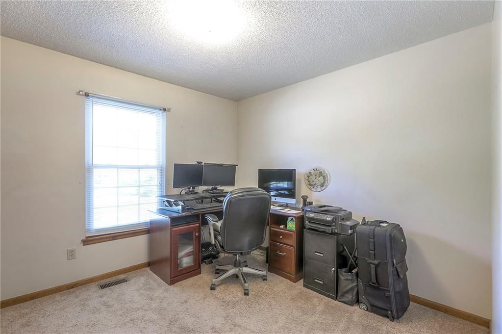 2505 NW Acorn Drive — photo 28