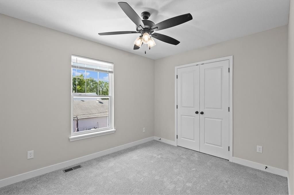 Photo 14 of 17 - 152 SW 8th Street