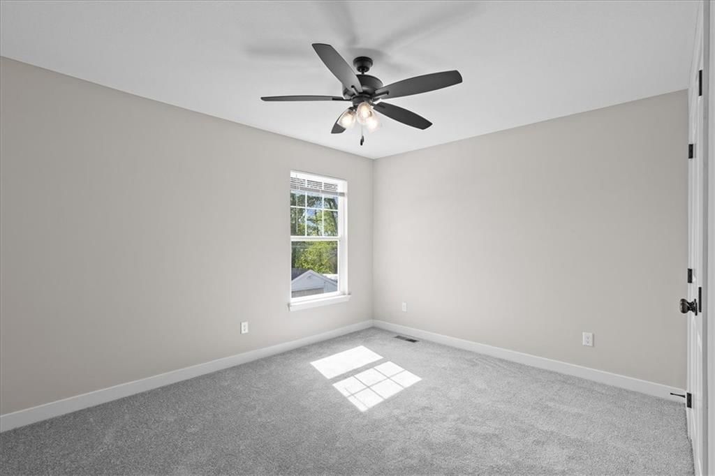 Photo 15 of 17 - 152 SW 8th Street