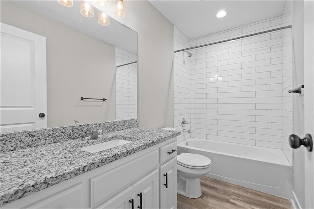 Photo 16 of 17 - 152 SW 8th Street