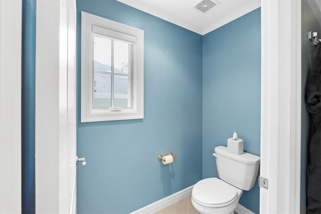 9511 Meadow Lane — photo 32