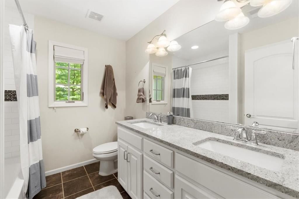 9511 Meadow Lane — photo 44