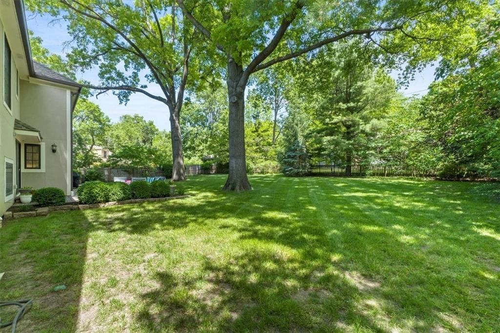 9511 Meadow Lane — photo 48