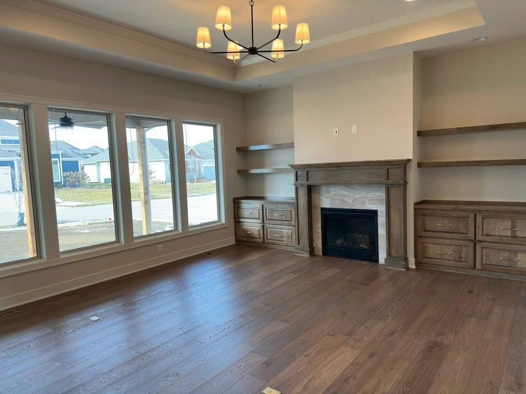 Photo 2 of 30 - 17400 Parkhill Street