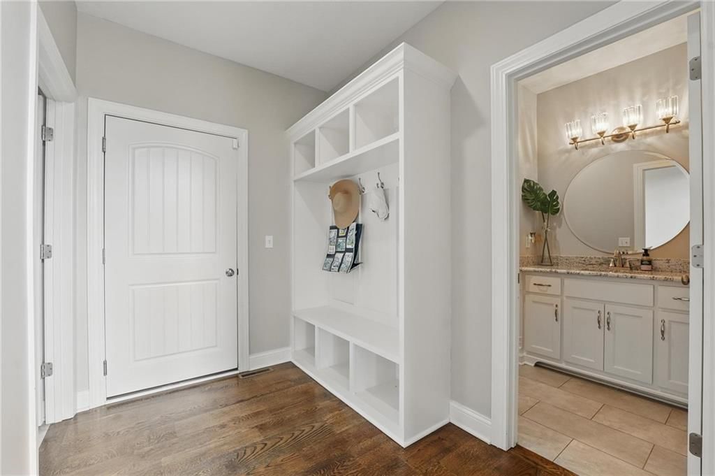 8833 N Crescent Avenue — photo 24