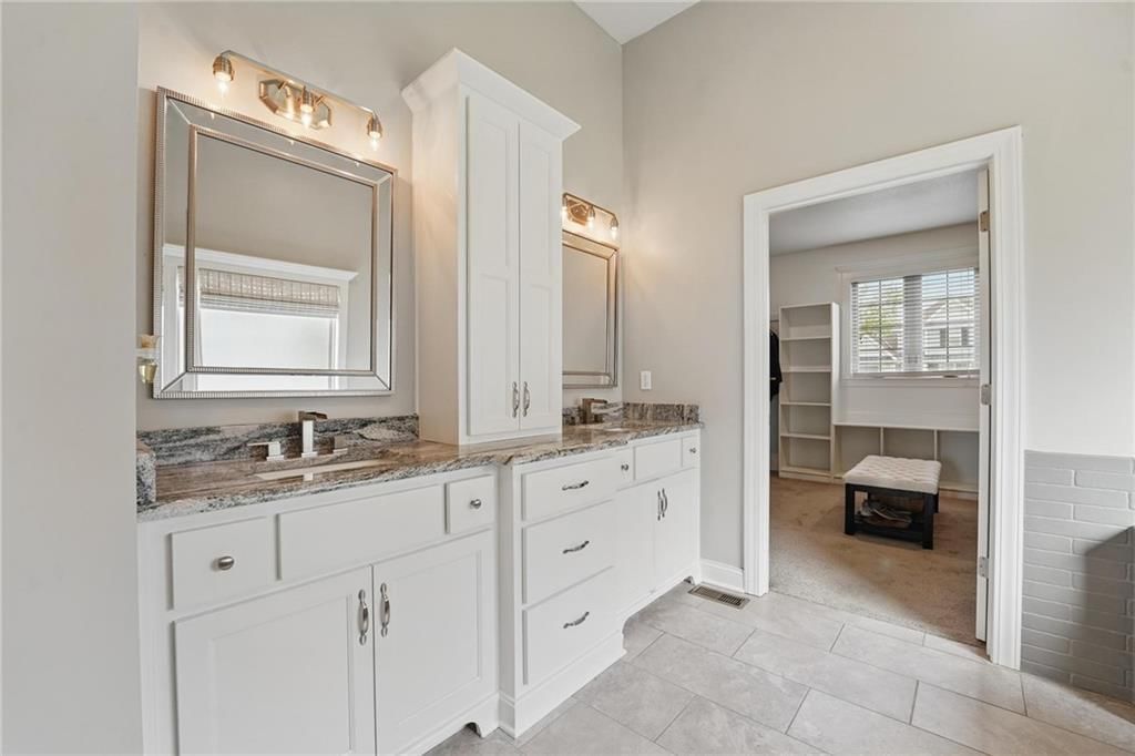 8833 N Crescent Avenue — photo 30