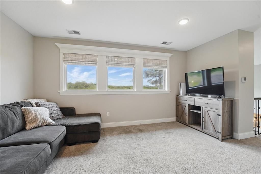 8833 N Crescent Avenue — photo 36