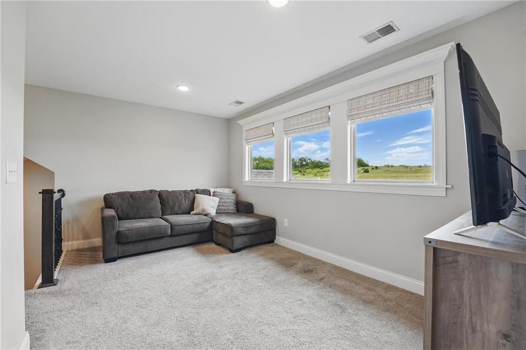 8833 N Crescent Avenue — photo 37