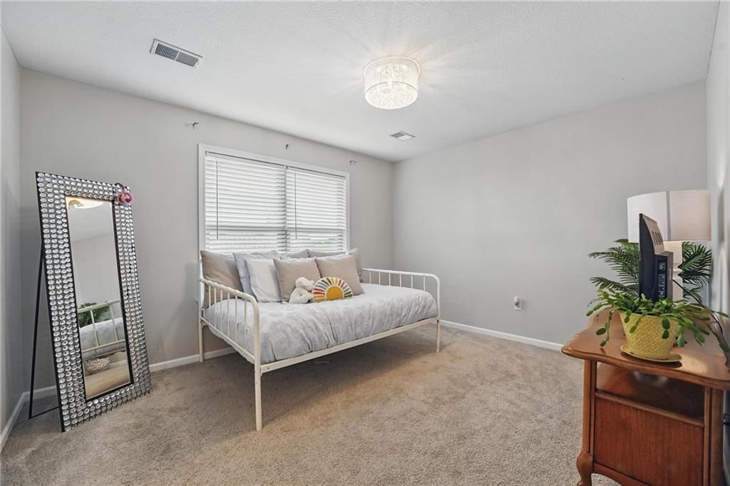 8833 N Crescent Avenue — photo 45