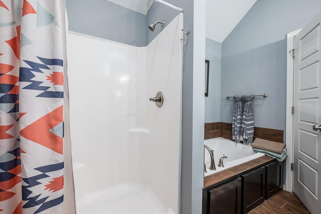 2251 Valley View Drive — photo 14