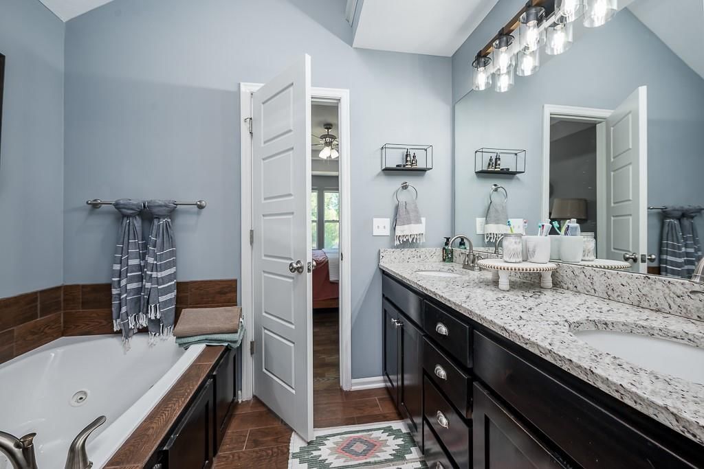 2251 Valley View Drive — photo 15