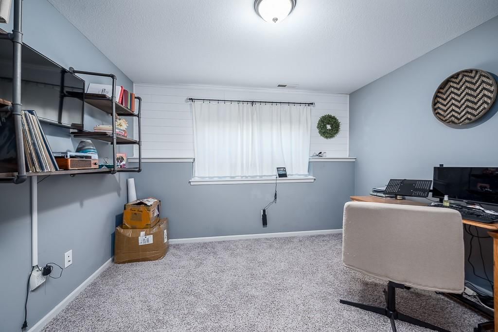 2251 Valley View Drive — photo 23