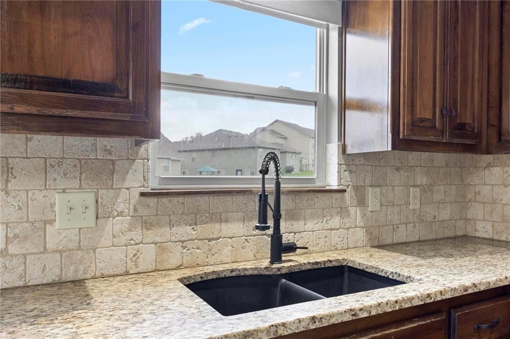 15820 NW Morgan Street — photo 9