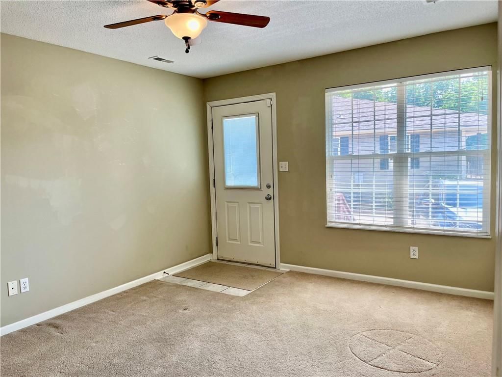 311 E Hansen Court E — photo 3