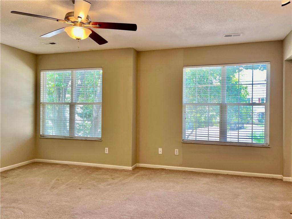 311 E Hansen Court E — photo 11
