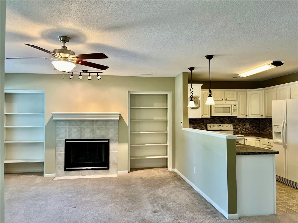 311 E Hansen Court E — photo 13