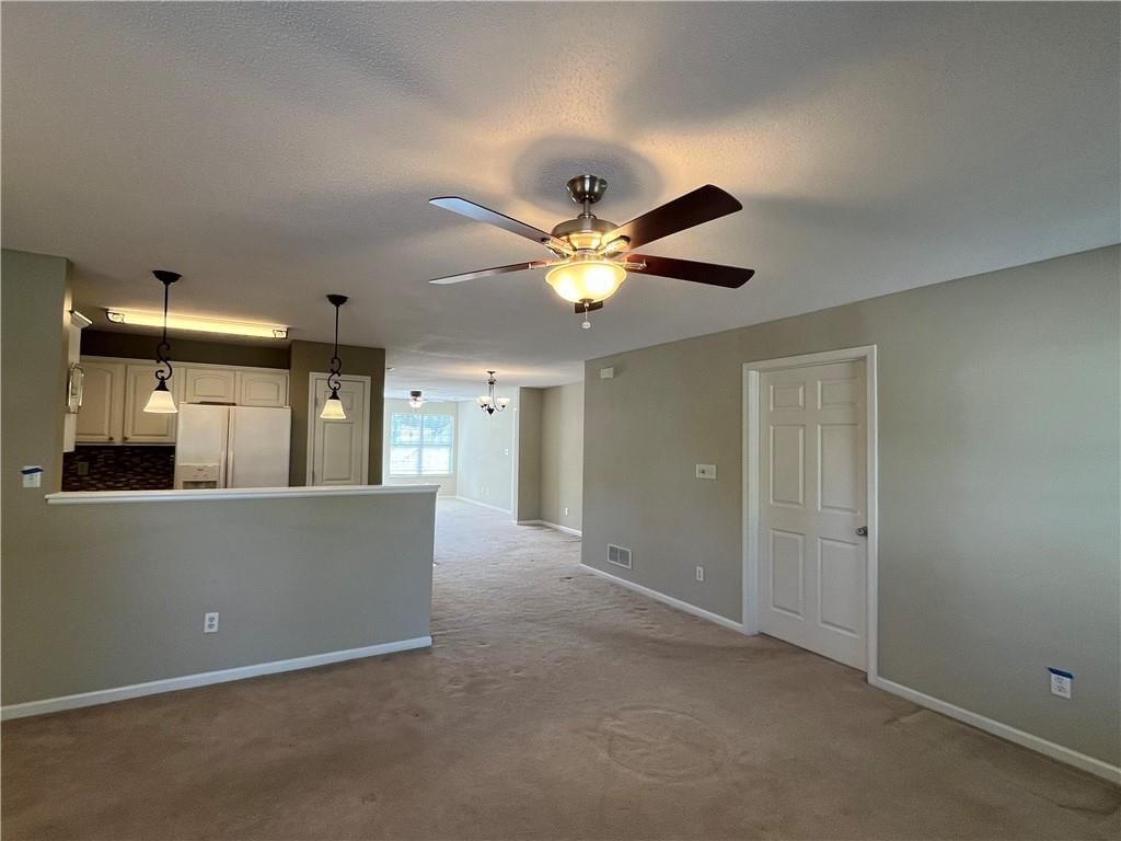 311 E Hansen Court E — photo 16