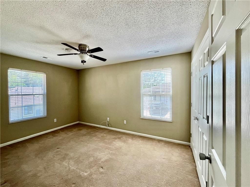 311 E Hansen Court E — photo 21