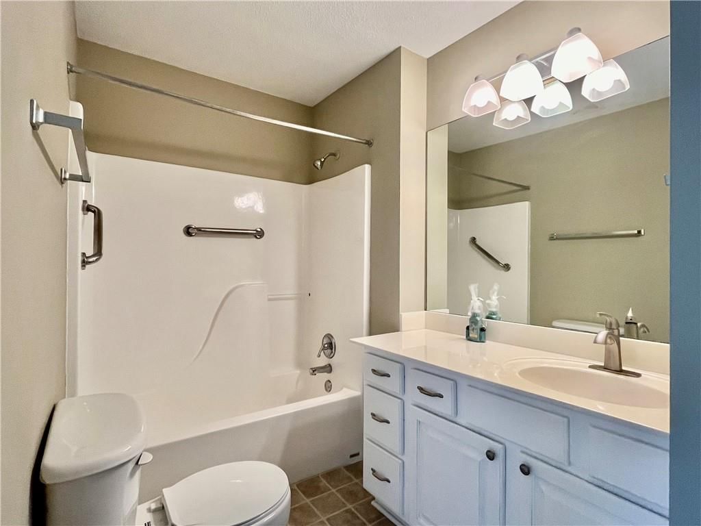 311 E Hansen Court E — photo 22
