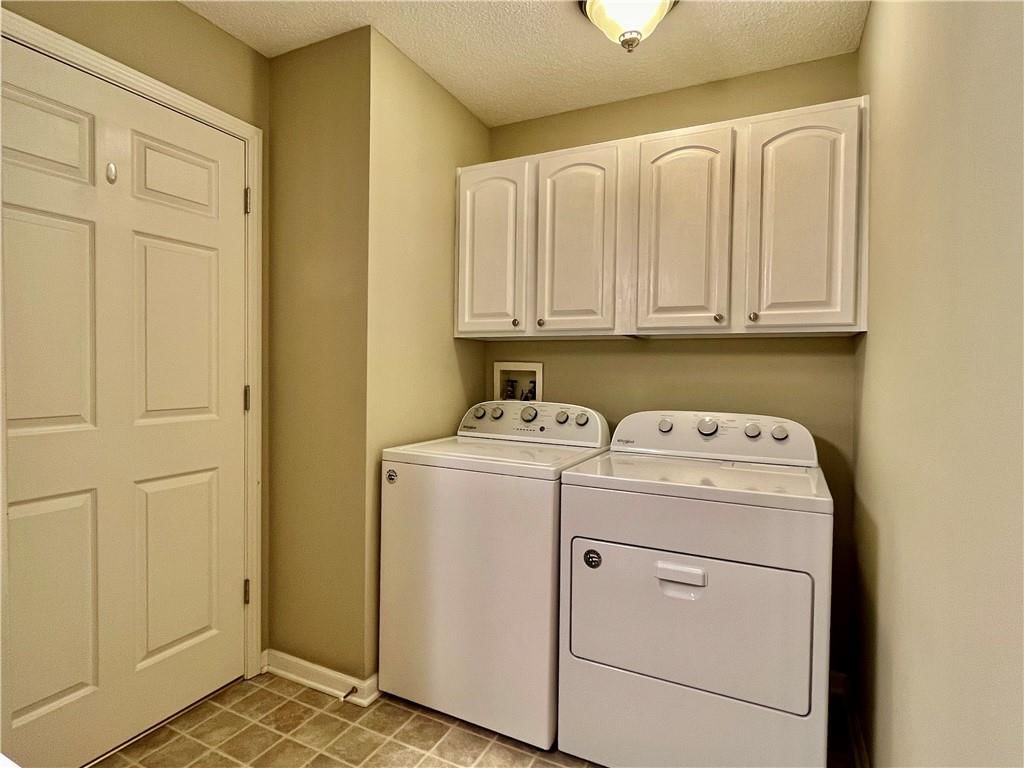 311 E Hansen Court E — photo 28