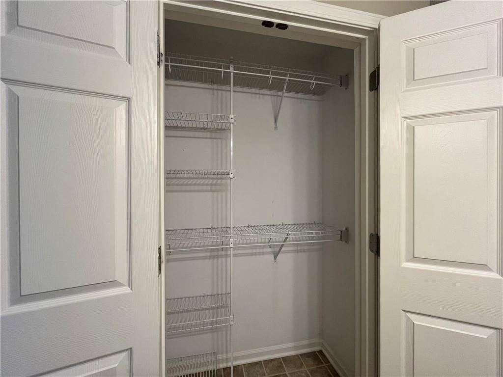 311 E Hansen Court E — photo 29