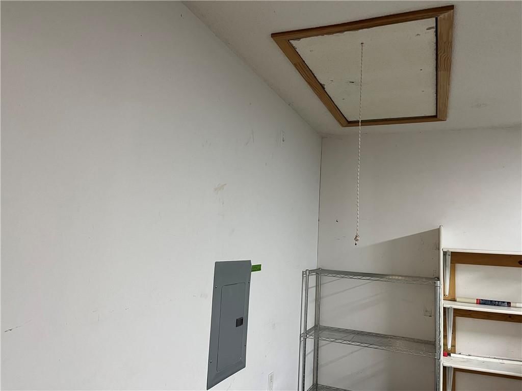 311 E Hansen Court E — photo 31