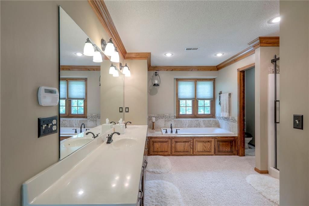 Photo 33 of 76 - 1660 NW 785th Road