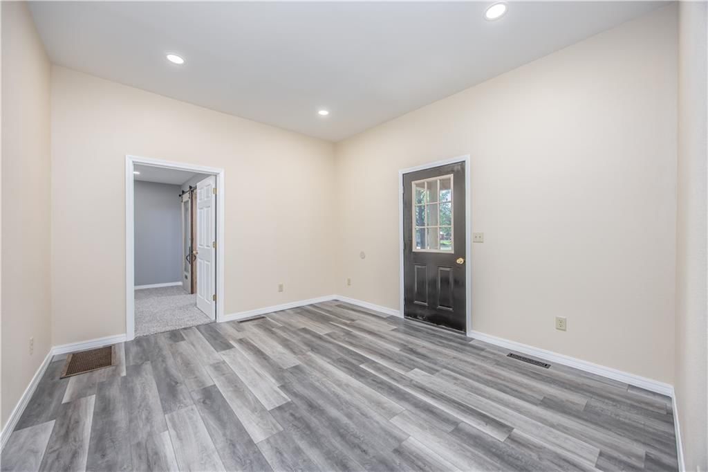 901 N 9th Street — photo 3