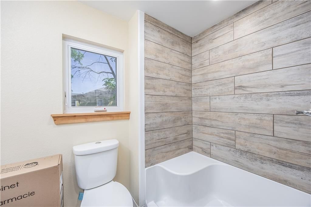 901 N 9th Street — photo 12