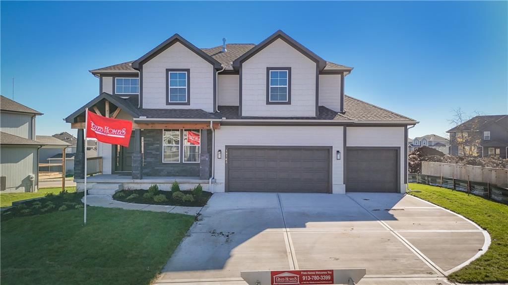 19866 W 114th Place, Olathe, KS