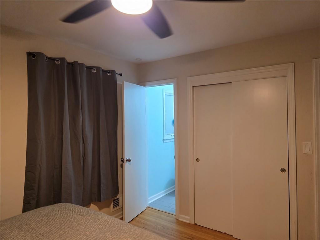 529 S Northern Boulevard — photo 11