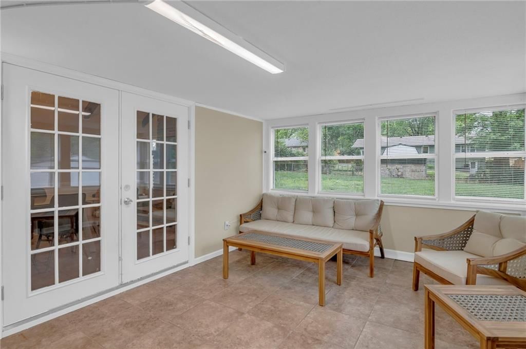 1205 Liberty Drive Terrace — photo 23