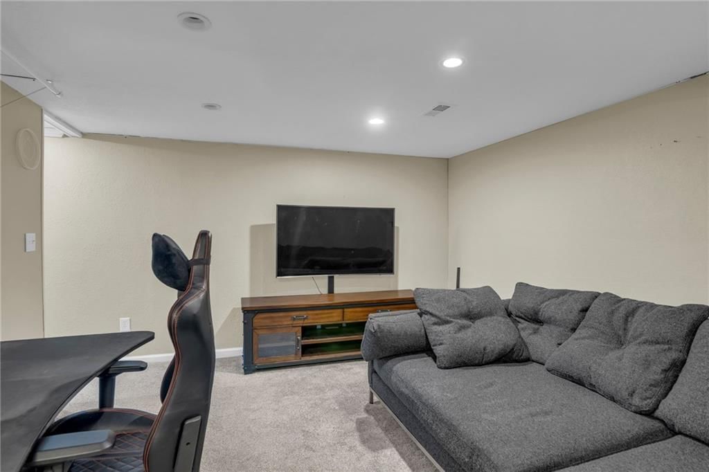 1205 Liberty Drive Terrace — photo 37