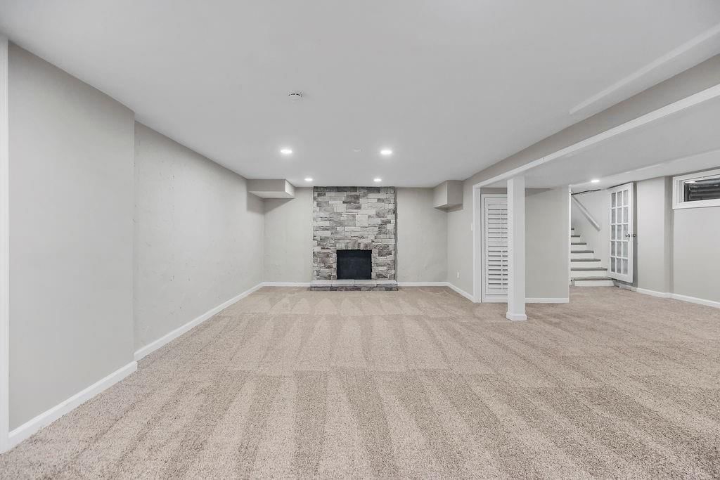 1815 N 49th Terrace — photo 37
