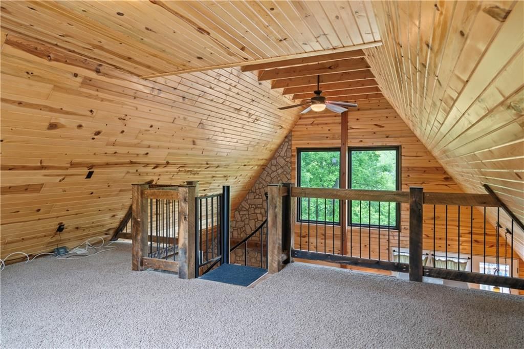 429 SE Lakeside Drive — photo 19