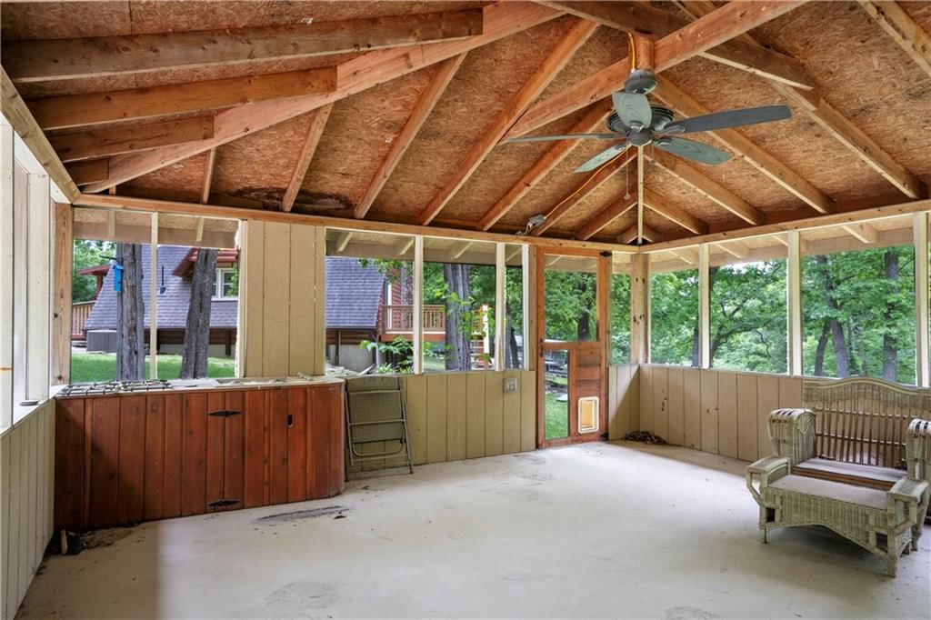 429 SE Lakeside Drive — photo 33