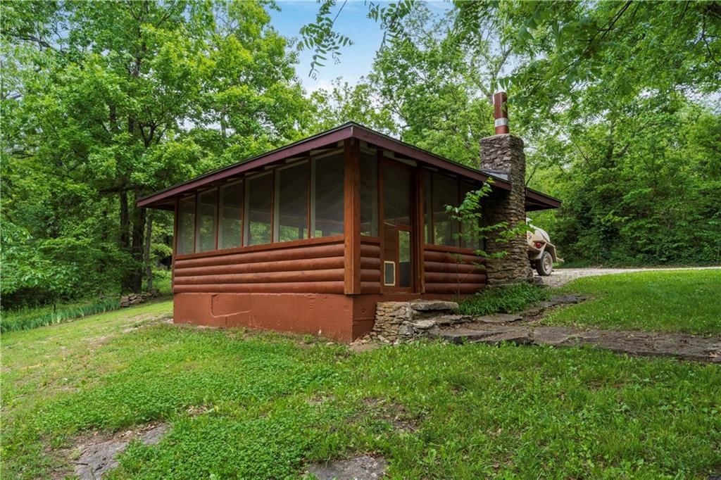 429 SE Lakeside Drive — photo 37