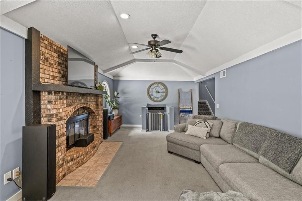 10304 Edgehill Drive — photo 13