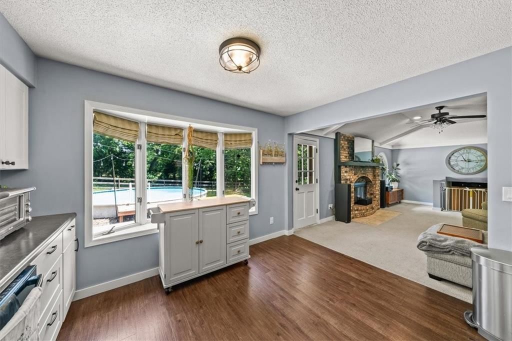 10304 Edgehill Drive — photo 15
