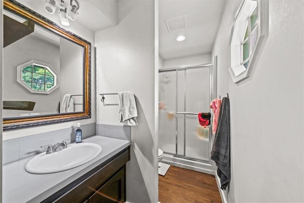 10304 Edgehill Drive — photo 26