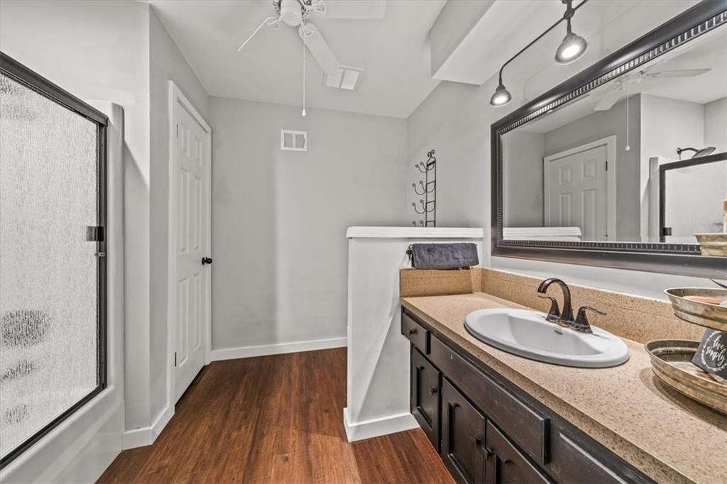 10304 Edgehill Drive — photo 27